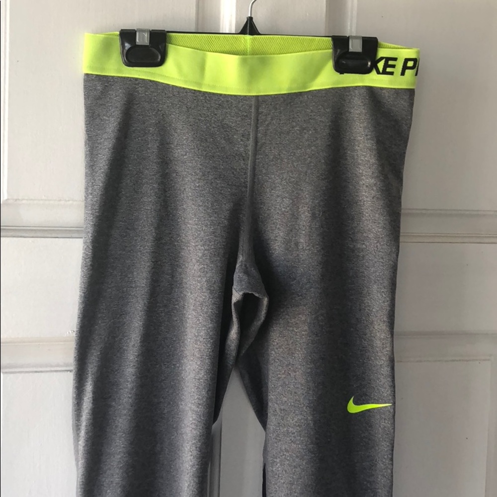 Nike Pro Workout Leggings